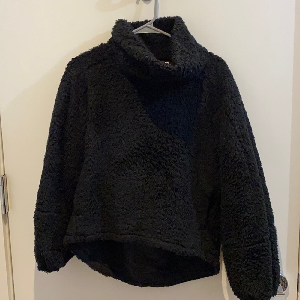 Lululemon Sherpa Pullover